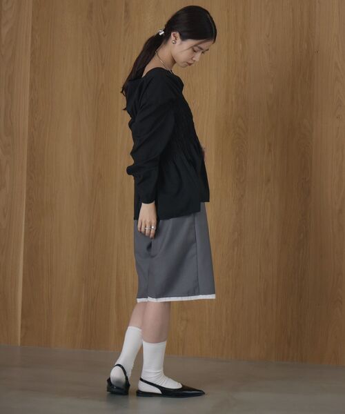 kivi（キヴィ）の「シャーリングギャザーブラウス（シャツ/ブラウス・レディース・ブラック・FREE）」の21枚目の写真