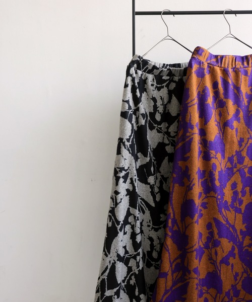 antiqua（アンティカ）の「花柄起毛フレア スカート（スカート・レディース・ブラック/マスタード・ONESIZE）」の10枚目の写真