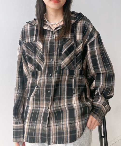 AS KNOW AS plus（アズノゥアズプラス）の「♪Wポケットフード付きビッグシルエットシャツ【UNISEX ITEM】（シャツ/ブラウス・レディース・グレー系/ブラック系/アイボリー系/ブルー系1/アイボリー系1/ブラック系1/ブルー系2/アイボリー系2/ネイビー系2・FREE）」の13枚目の写真