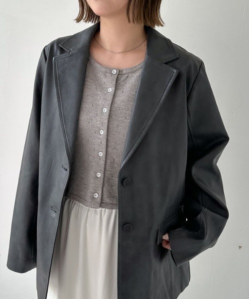archives(アルシーヴ)の「【SETUP対応】フェイクレザーテーラードジャケット(テーラードジャケット・レディース・ブラック/ブラウン・MEDIUM)」の5枚目の写真
