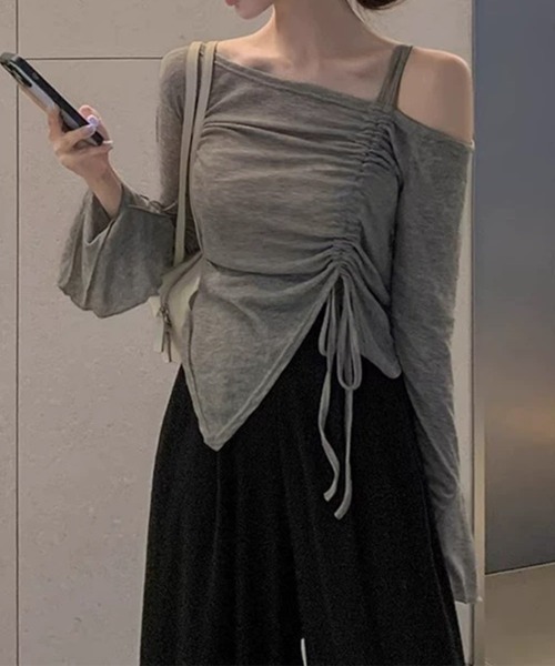 Miniministore(ミニミニストア)の「ワンオフショルダーTシャツギャザー 長袖(Tシャツ/カットソー・レディース・ブラック/ダークグレー/ホワイト・FREE)」の14枚目の写真