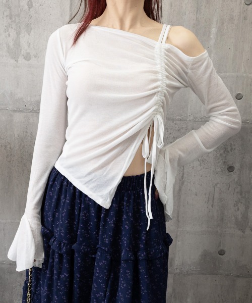 Miniministore(ミニミニストア)の「ワンオフショルダーTシャツギャザー 長袖(Tシャツ/カットソー・レディース・ブラック/ダークグレー/ホワイト・FREE)」の20枚目の写真