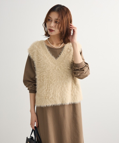 Green Parks(グリーンパークス)の「SET2点ラメフェザーベスト+ミニ裏毛ワンピース(ワンピース・レディース・ベージュ/グレー・FREE)」の3枚目の写真