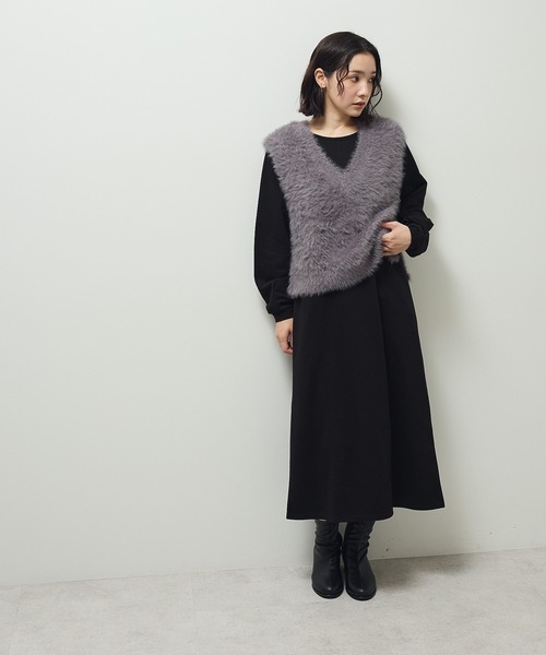 Green Parks(グリーンパークス)の「SET2点ラメフェザーベスト+ミニ裏毛ワンピース(ワンピース・レディース・ベージュ/グレー・FREE)」の12枚目の写真