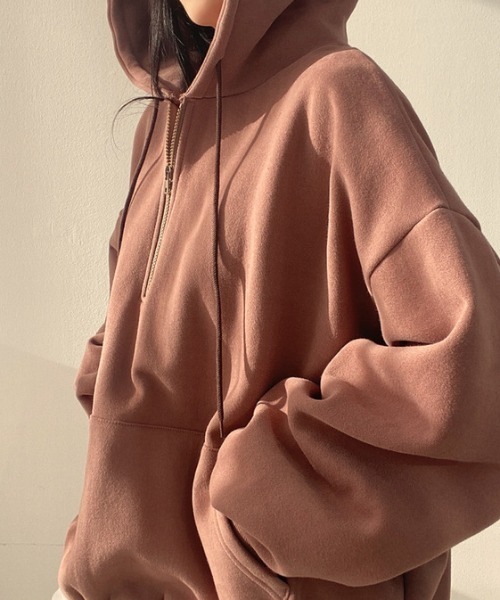 cammie(キャミー)の「カンガルーポケットハーフジップフーディー(パーカー・レディース・アイボリー/モカ/グレー・M/L)」の10枚目の写真