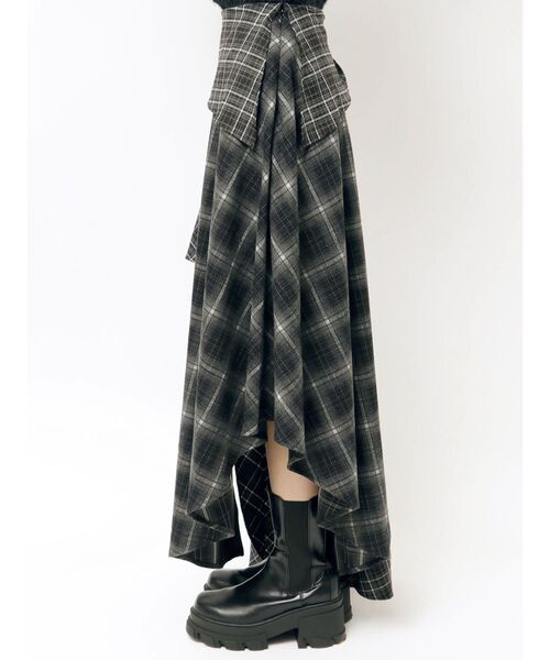 EMODA（エモダ）の「アシンメトリードッキングスカート（スカート・レディース・ブラック/ネイビー/カーキ・SMALL/MEDIUM）」の5枚目の写真