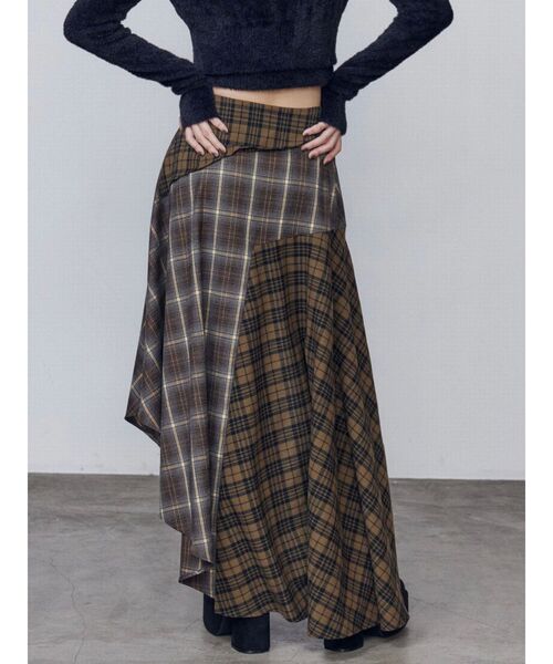 EMODA(エモダ)の「アシンメトリードッキングスカート(スカート・レディース・ブラック/ネイビー/カーキ・SMALL/MEDIUM)」の12枚目の写真