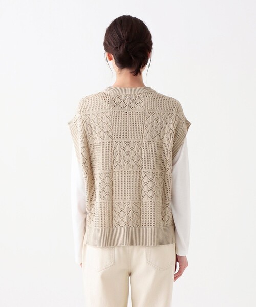 Afternoon Tea(アフタヌーンティー)の「コットン透かし編みベスト(ベスト・レディース・ダークグレー/ベージュ/グレー・MEDIUM)」の4枚目の写真