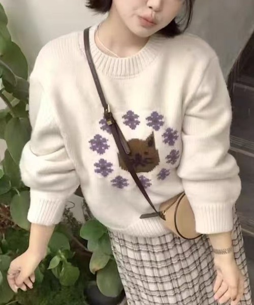 Achic(アシック)の「カワイイ猫柄セーター(ニット/セーター・レディース・ブルー/ホワイト・M)」の7枚目の写真