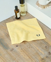 FRED PERRY（フレッドペリー）の「【FRED PERRY】TOWEL HANDKERCHIEF F20008（ハンカチ/ハンドタオル）」