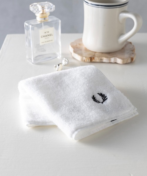 FRED PERRY（フレッドペリー）の「【FRED PERRY】TOWEL HANDKERCHIEF F20008 フレッドペリー タオルハンカチ ギフト（ハンカチ/ハンドタオル・レディース・イエロー/グリーン/ホワイト/ブルー/ブラック・FREE）」の17枚目の写真