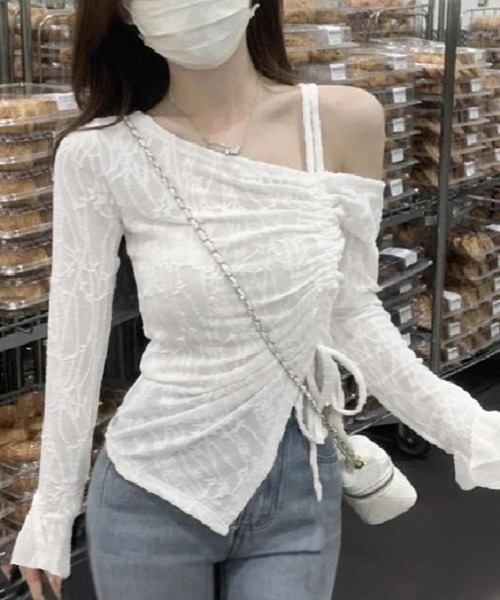 Miniministore(ミニミニストア)の「ワンオフショルダーレースTシャツギャザー(Tシャツ/カットソー・レディース・ブラック/ホワイト・FREE)」の10枚目の写真