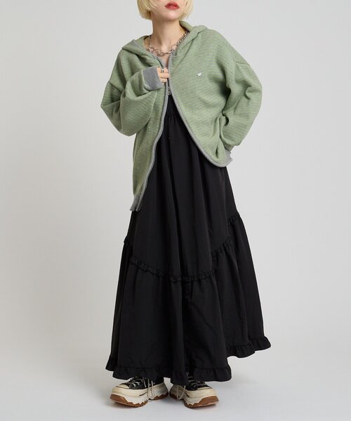 w closet（ダブルクローゼット）の「【定番アイテム】アソートティアードキャミワンピース（ワンピース・レディース・ブラック/アイボリー/レッド/ネイビー/ブラウン/レッド系その他/ブルー/カーキ/ブラウン系その他/オフホワイト/ブラック系その他/ブラック系その他2・FREE）」の4枚目の写真