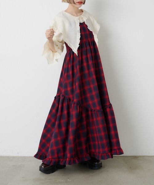 w closet（ダブルクローゼット）の「アソートティアードキャミワンピース（ワンピース・レディース・ブラック/アイボリー/レッド/ネイビー/ブラウン/レッド系その他/ブルー/カーキ/ブラウン系その他・FREE）」の8枚目の写真