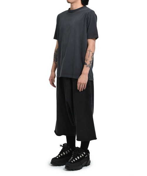 Neutral Untitled(ニュートラルアンタイトルド)の「FIT TEE(Tシャツ/カットソー・メンズ・ブラック/グレー/ベージュ・MEDIUM/LARGE/X-LARGE)」の9枚目の写真