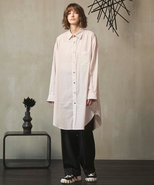 MAISON SPECIAL(メゾンスペシャル)の「《UNISEX》【Italian Dead Stock Fabric】Prime-Over Maxi Shirts Coat/プライムオーバーマキシシャツコート【MAISON SPECIAL/メゾンスペシャル】(シャツ/ブラウス・メンズ・サックスブルー/ブラウン/ホワイト/イエロー/グリーン/チャコールグレー/グレー・2/1)」の16枚目の写真