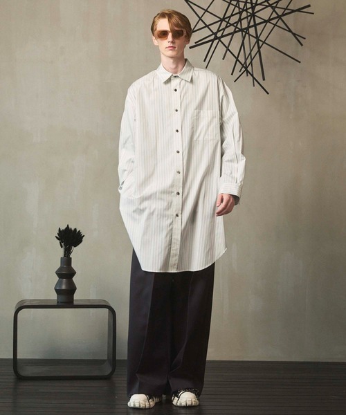 MAISON SPECIAL(メゾンスペシャル)の「《UNISEX》【Italian Dead Stock Fabric】Prime-Over Maxi Shirts Coat/プライムオーバーマキシシャツコート【MAISON SPECIAL/メゾンスペシャル】(シャツ/ブラウス・メンズ・サックスブルー/ブラウン/ホワイト/イエロー/グリーン/チャコールグレー/グレー・2/1)」の11枚目の写真