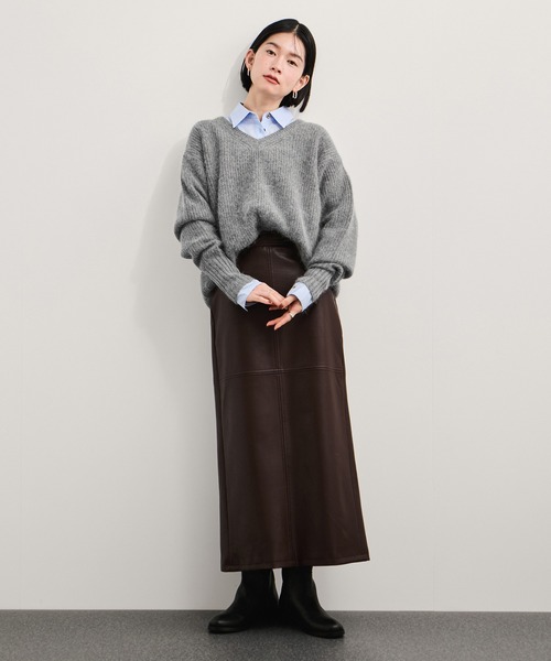 le cercle ADAM ET ROPE'(ルセルクルアダムエロペ)の「片畔Vネックプルオーバー(ニット/セーター・レディース・グレー/ラベンダー/グレー系その他/ピンク系その他・FREE)」の18枚目の写真