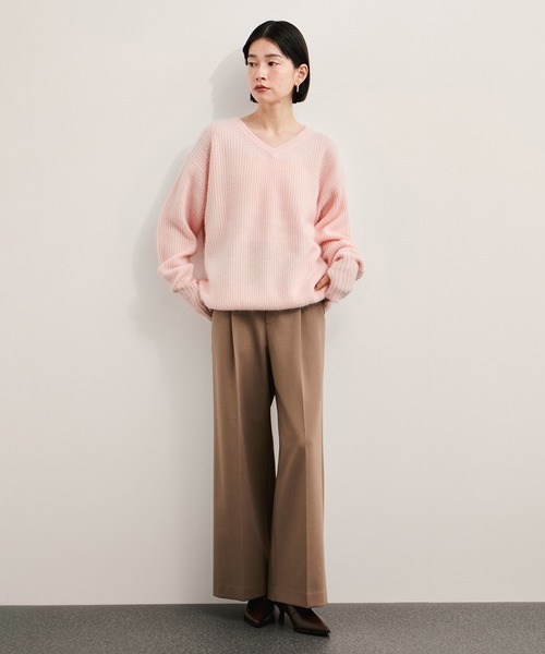 le cercle ADAM ET ROPE'(ルセルクルアダムエロペ)の「片畔Vネックプルオーバー(ニット/セーター・レディース・グレー/ラベンダー/グレー系その他/ピンク系その他・FREE)」の16枚目の写真