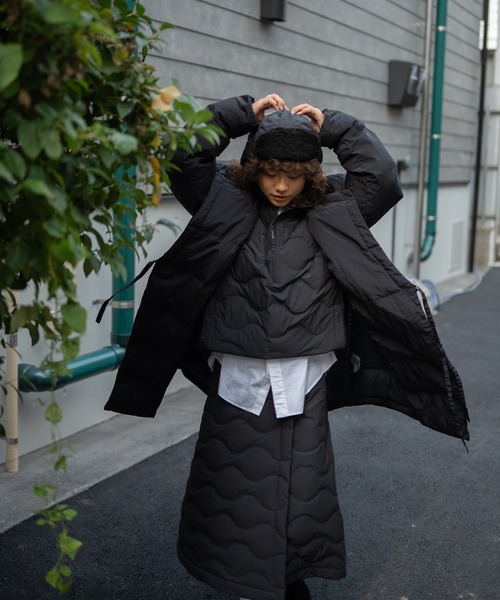 Snow Peak（スノーピーク）の「Snow Peak / Seamless Quilted Down Pullover  シームレスキルティングダウンプルオーバー（ダウンジャケット/コート・メンズ・ブラック/オリーブ・S/M/L/XL）」の4枚目の写真