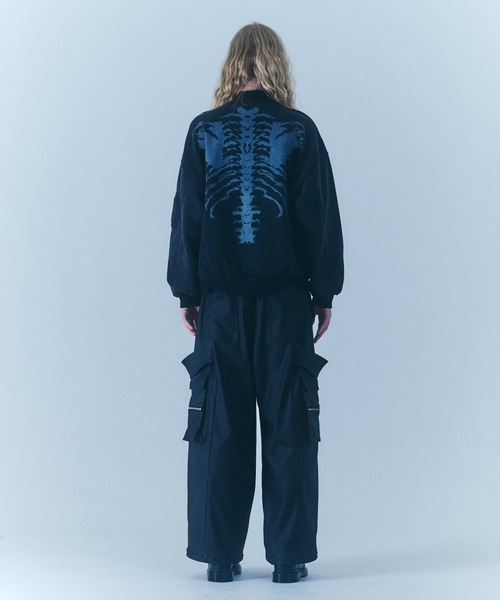 FR(13)NDS(フレンズ)の「FR(13)NDS /フレンズ/SWEAT Bone Bomber Jacket(MA-1・メンズ・ブラック・L/M)」の4枚目の写真