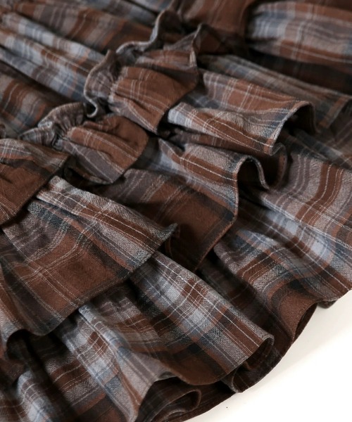 Sibra（シブラ）の「【新作・全8色展開】チェックティアードミニスカート（スカート・レディース・ネイビー/ワイン/チャコールグレー/ブラウン/レッド/ベージュ/ブラック/ブラウン×イエロー・M）」の22枚目の写真