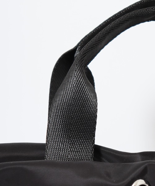 crossi（クロッシー）の「Crossi BIGポケット付ナイロン2WAYバッグ Nylon（トートバッグ・レディース・ブラック/カーキ・FREE）」の4枚目の写真
