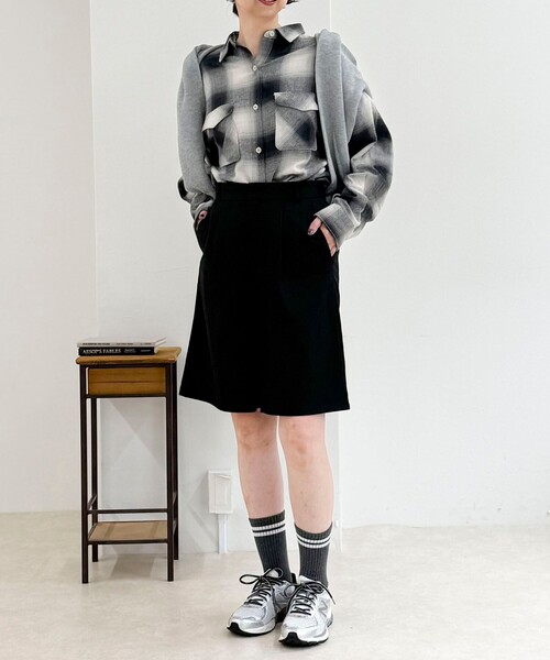 fredy couleur（フレディクルール）の「裏起毛サキソニータックハーフパンツ（その他パンツ・レディース・キャメル/ブラック・36/38）」の14枚目の写真