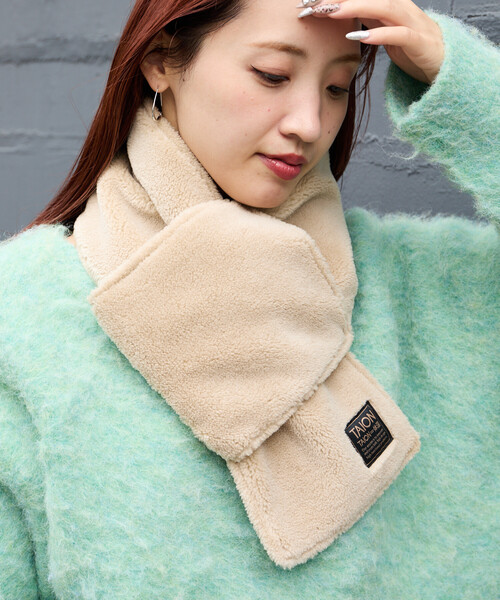 FREAK'S STORE(フリークスストア)の「限定展開 TAION/タイオン MILITARY REVERSIBLE DOWN SCARF/ミリタリー リバーシブル ダウン スカーフ (ダウン・ボア)(マフラー・レディース・チャコールグレー/ブラック/オリーブ/ベージュ・ONE SIZE)」の16枚目の写真