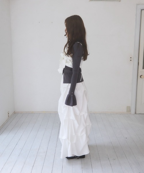 mellowneon（メロウネオン）の「リボンビスチェタックスカートセットアップ（セットアップ・レディース・チャコールグレー/アイボリー・SMALL/MEDIUM）」の15枚目の写真
