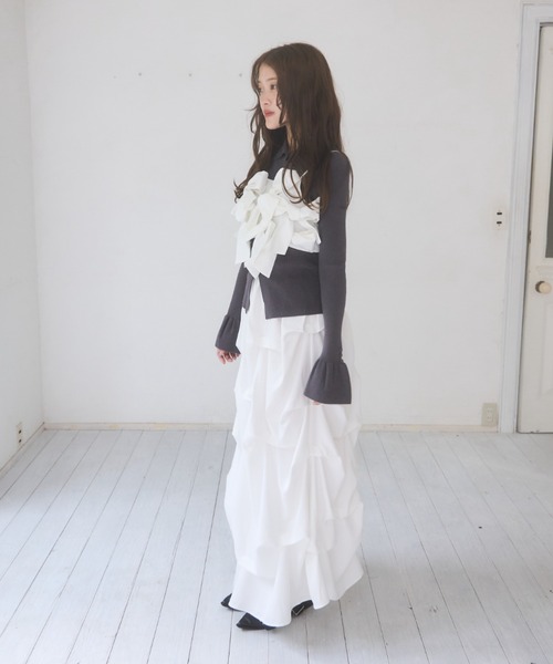 mellowneon（メロウネオン）の「リボンビスチェタックスカートセットアップ（セットアップ・レディース・チャコールグレー/アイボリー・SMALL/MEDIUM）」の14枚目の写真