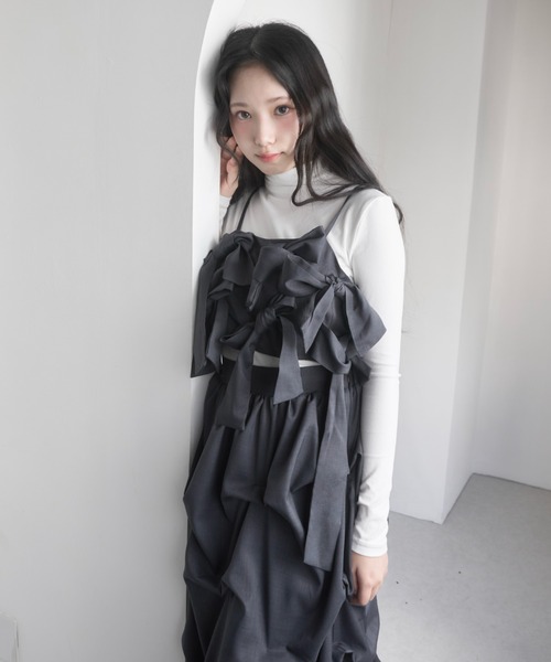 mellowneon（メロウネオン）の「リボンビスチェタックスカートセットアップ（セットアップ・レディース・チャコールグレー/アイボリー・SMALL/MEDIUM）」の22枚目の写真