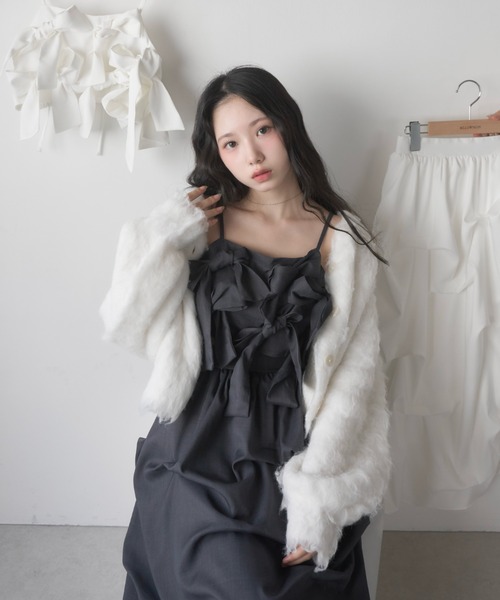 mellowneon（メロウネオン）の「リボンビスチェタックスカートセットアップ（セットアップ・レディース・チャコールグレー/アイボリー・SMALL/MEDIUM）」の6枚目の写真