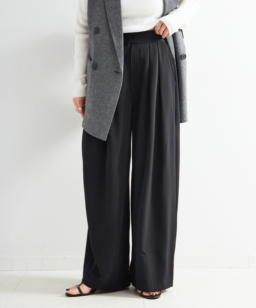 B.C STOCK(ベーセーストック)の「《追加3》【WEB限定】ウォッシャブル / タックワイドパンツ(スラックス・レディース・ブラック/ベージュ/ブラウン・SMALL/MEDIUM)」の2枚目の写真