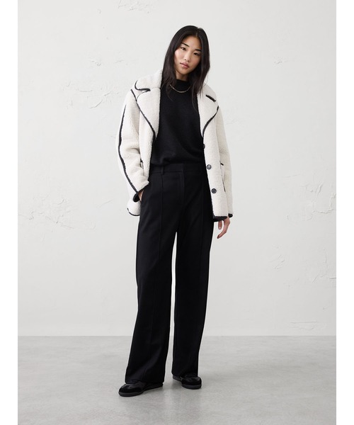 BANANA REPUBLIC FACTORY STORE(バナナリパブリック ファクトリーストア)の「BANANA REPUBLIC FACTORY STORE ワイドレッグ ウルトラハイライズ ブラッシュド ピンタックパンツ(その他パンツ・レディース・ブラック/アイボリー/ネイビー/ベージュ・2/0/8/6/4)」の10枚目の写真