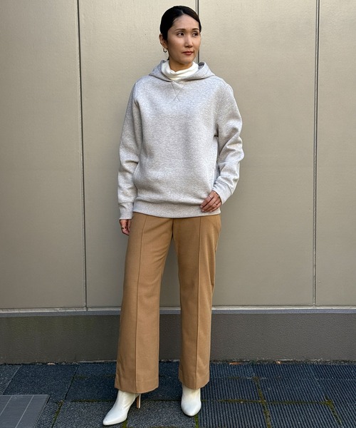 BANANA REPUBLIC FACTORY STORE(バナナリパブリック ファクトリーストア)の「BANANA REPUBLIC FACTORY STORE ワイドレッグ ウルトラハイライズ ブラッシュド ピンタックパンツ(その他パンツ・レディース・ブラック/アイボリー/ネイビー/ベージュ・2/0/8/6/4)」の14枚目の写真
