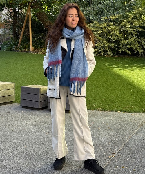 BANANA REPUBLIC FACTORY STORE(バナナリパブリック ファクトリーストア)の「BANANA REPUBLIC FACTORY STORE ワイドレッグ ウルトラハイライズ ブラッシュド ピンタックパンツ(その他パンツ・レディース・ブラック/アイボリー/ネイビー/ベージュ・2/0/8/6/4)」の16枚目の写真