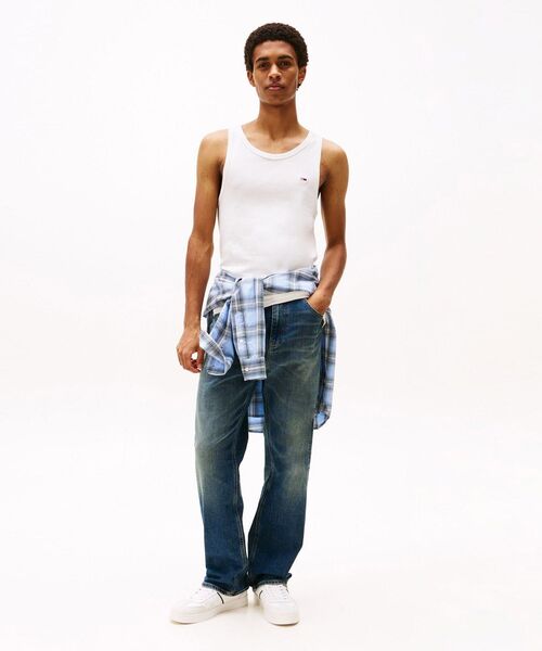 tommy jeans(トミー ジーンズ)の「レギュラーストレートジーンズ(デニムパンツ・メンズ・インディゴブルー・34inch/36inch)」の2枚目の写真