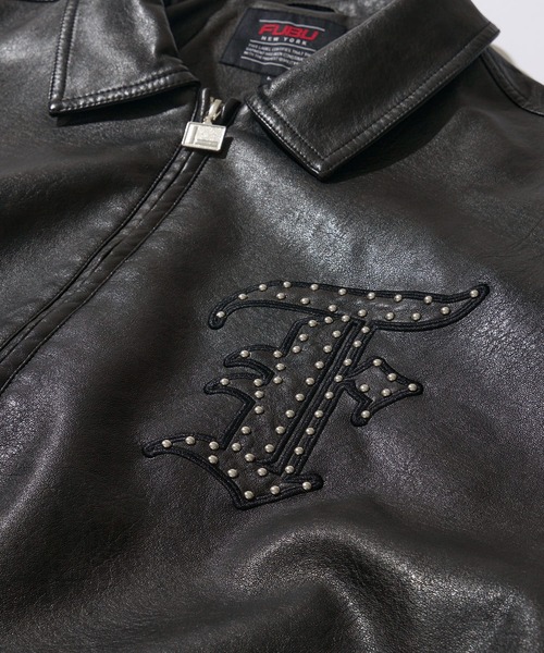 ADPOSION（アドポーション）の「【FUBU / フブ】Faux Leather Studs Patch Jacket / フェイクレザー スタッズ パッチ ジャケット（ブルゾン・メンズ・ブラック/ブラウン・LARGE/X-LARGE/MEDIUM）」の8枚目の写真