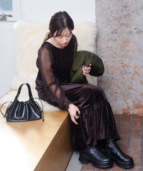 結婚式/オケージョン】ベロアスタッズワンピース（ワンピース