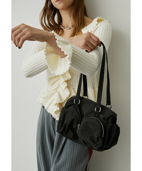 uyu.(ウユ)の「ダブルポケットナイロンミニハンドバッグ(ハンドバッグ・レディース・ブラック/ブラウン/カーキ・FREE)」の5枚目の写真
