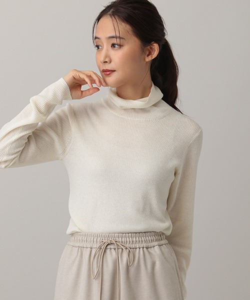 GLOBAL WORK（グローバルワーク）の「MATINEE LINE/シルクウールリブハイネック/611157（ニット/セーター・レディース・レッド/ブラウン/チャコール/オフホワイト・MEDIUM/LARGE）」の21枚目の写真