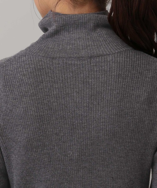 GLOBAL WORK（グローバルワーク）の「MATINEE LINE/シルクウールリブハイネック/611157（ニット/セーター・レディース・レッド/ブラウン/チャコール/オフホワイト・MEDIUM/LARGE）」の12枚目の写真