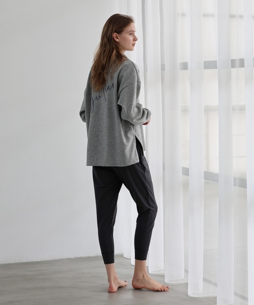 Julier Yoga and Relax（ジュリエヨガアンドリラックス）の「Julier ブラッシュメルトンプルオーバー（その他トップス・レディース・ブラック/オフホワイト/グレー/ミント・FREE）」の14枚目の写真