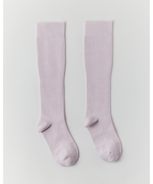 UNQUITTE（アンキュイット）の「【UNQUITTE】elitude socks  アンキュイット 着圧ソックス 新色追加（ソックス/靴下・レディース・ホワイト/チャコール/ブラック/ライトベージュ/ラベンダー/ミント/チャコールグレー・22-24cm/22-28cm/M(24cm)/L(25cm)）」の22枚目の写真