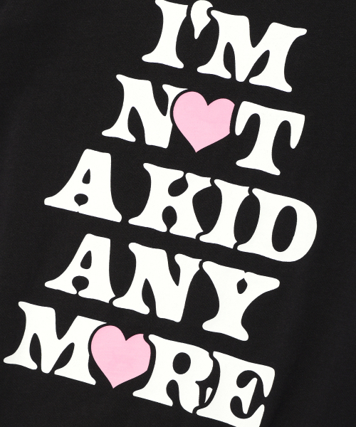 YOUHEE(ユヒ)の「NOT A KID GRAPHIC T-SHIRT BLACK(Tシャツ/カットソー・レディース・その他・FREE)」の7枚目の写真