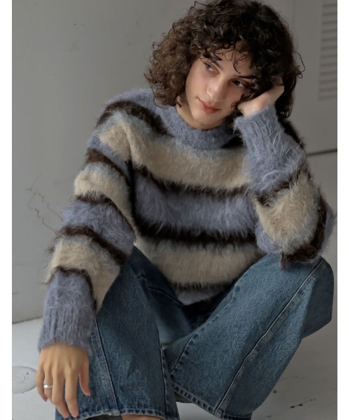 Re:EDIT（リエディ）の「[2025 WINTER COLLECTION]シャギーニットマルチボーダーショートトップス（ニット/セーター・レディース・ブラック/ブルー/イエロー・MEDIUM/LARGE）」の15枚目の写真