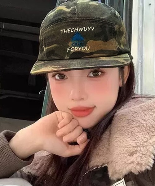 VIBGYOR（ヴィブジョー）の「【EIZZ/アイズ】ロゴ刺繍 カモフラージュ柄 キャップ（キャップ・レディース・カモフラージュ・FREE）」の3枚目の写真