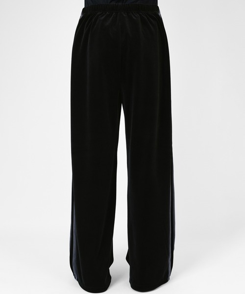 LAD MUSICIAN（ラッドミュージシャン）の「VELOUR TRACK PANTS（スウェットパンツ・メンズ・ブラック・44/42/46）」の4枚目の写真