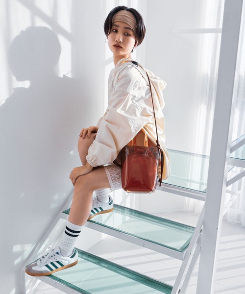 COLDE （コルデ）の「2way配色ビニールバッグ（トートバッグ・レディース・ブラック/ライトグリーン/オレンジ・FREE）」の21枚目の写真